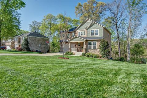 3029 Greenmont Circle