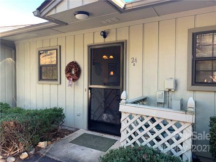 24b Mint Lake Drive 24B