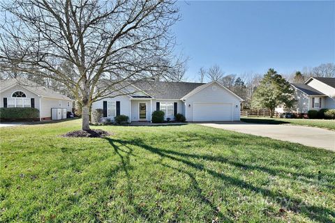 535 Menzies Drive