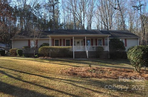 301 Travis Lane L19