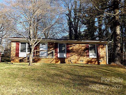 1904 Alpine Drive sold home in North Woods, Kings Mountain, NC