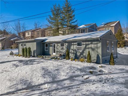 60 New Jersey Avenue sold home in Amboy Heights, Asheville, NC