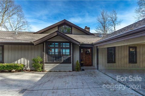 311 Lakeside Drive