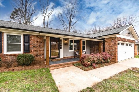 1309 Leolillie Lane