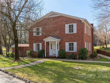 1411 Kensington Road C-1 sold home in Kensington Court, Hendersonville, NC