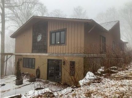 318 Branch Water Run sold home in Linville Ridge, Linville, NC