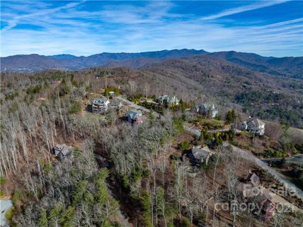 662 Altamont View 52