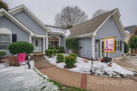 13301 Harvest Point Drive sold home in Harvest Point, Huntersville, NC