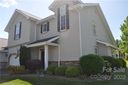218 Towne Place Drive sold home in Hendersonville, SC