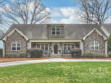 801 Sedgefield Road