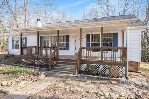 1627 Oak Park Court sold home in Lake Forest, Iron Station, NC