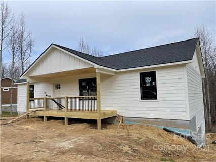 127 Walt Drive