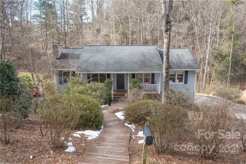 115 Forest Lake Drive