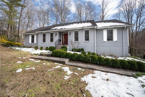 128 Eastmoor Drive