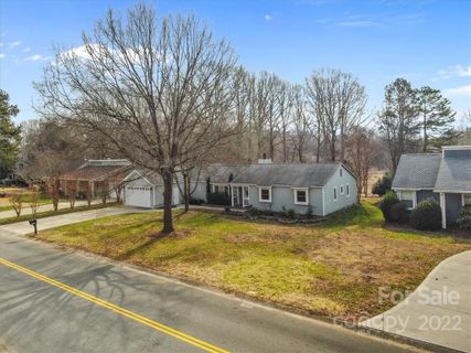 9228 Raintree Lane
