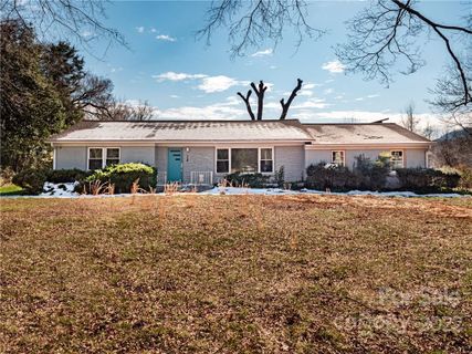 790 Sand Hill Road