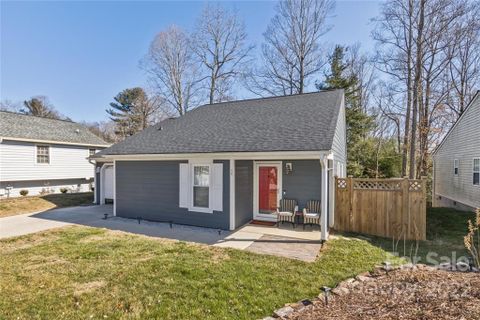 54 Foxberry Drive sold home in Hunters Trace, Arden, NC