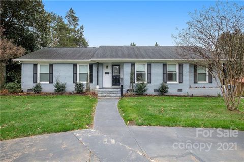 2000 Bentley Place
