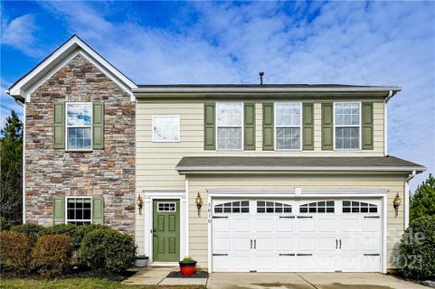 3010 Robusta Court