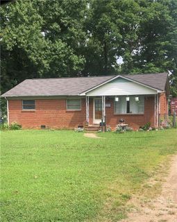 5119 Snow White Lane