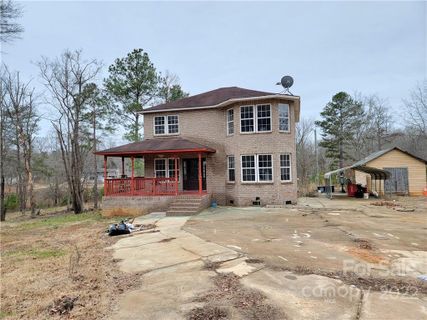 Previously sold for $290,000