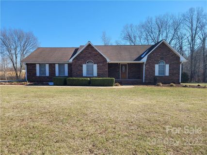 129 Seven Springs Loop