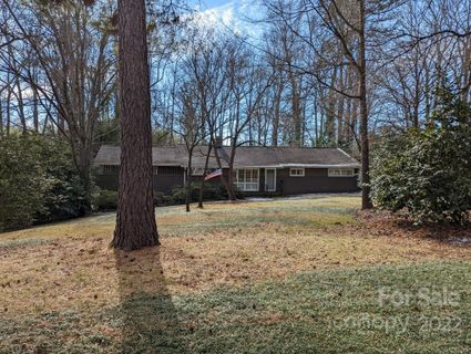 136 Wonderwood Drive