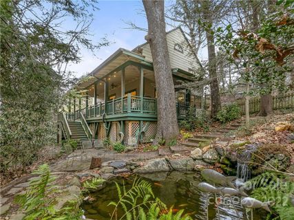 16 Caledonia Road