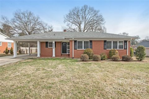 240 Palaside Drive
