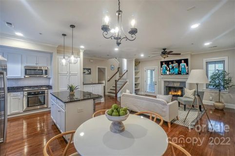 1328 Ordermore Avenue 4