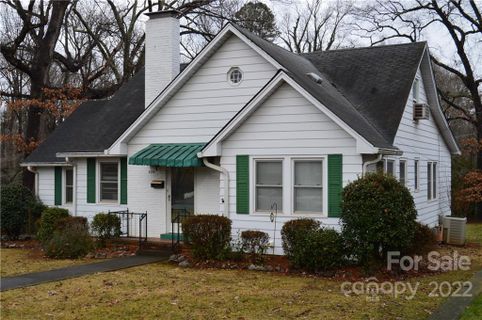 834 Woodland Road sold home in Forest Hills, Statesville, NC