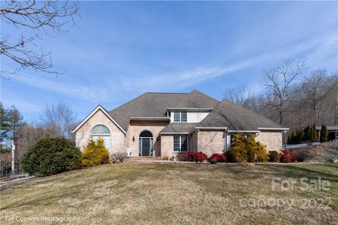 319 Sequoyah Drive sold home in Qualla Woods, Waynesville, NC