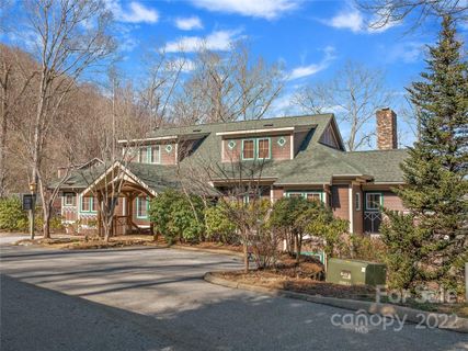 250 Creekside Way C-201