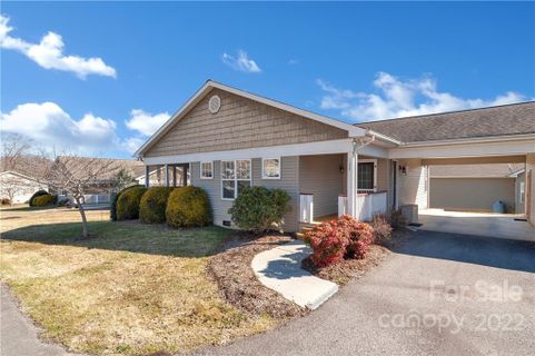 127 Cottage Loop sold home in Cottage Homes of Cypress Meadows, Waynesville, NC