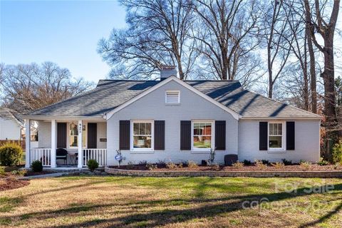 925 Sedgefield Road