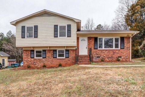 408 Ashbrook Road sold home in Rolling Hills, Salisbury, NC