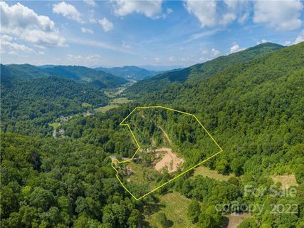 00 Triple Creek Drive 26,28,42 sold home in Triple Creek Meadows, Clyde, NC
