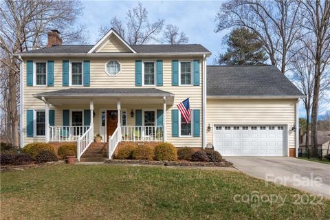 2726 Kirkholm Drive
