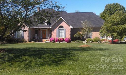 142 Oak Point Drive sold home in Cross Creek, Cherryville, NC