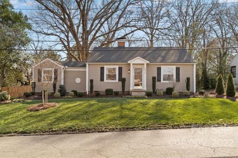 2014 Stratford Avenue