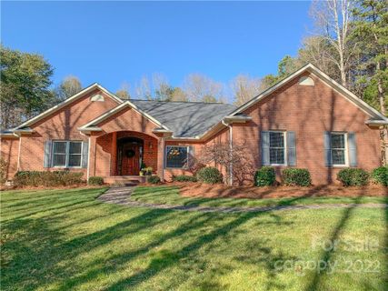 216 Saint Johns Drive sold home in St Johns Woods, Salisbury, NC