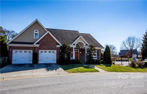 1024 12th Avenue Drive 7 sold home in Waterstone, Hickory, NC