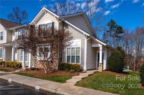 949 Copperstone Lane 203