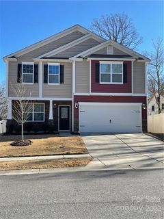 112 Kingsway Drive
