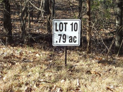 1708 Songbird Court 10 sold home in Oak Forest, Lenoir, NC