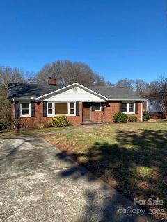 1037 Norland Road