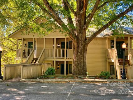 160 Whitney Boulevard 26