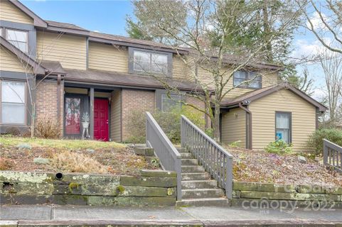 16 Spears Avenue 14 sold home in Oak Terrace, Asheville, NC