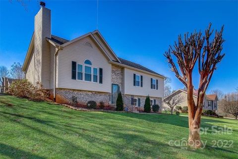 17 Hunters Creek Lane 16 sold home in Hunters Creek, Granite Falls, NC