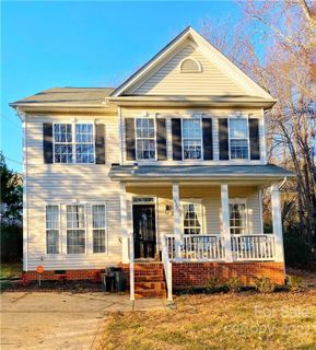 3325 Oak Tree Trail sold home in Olde Creek, Matthews, NC